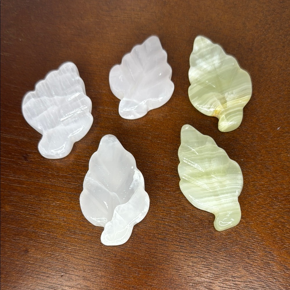 Crystal Stone Leaves set of 5